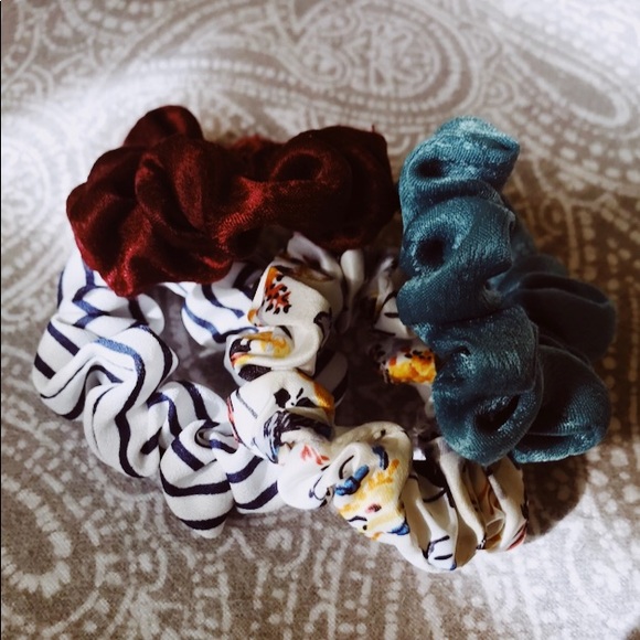 SOLD! ππ§ - Picture 2 of 8